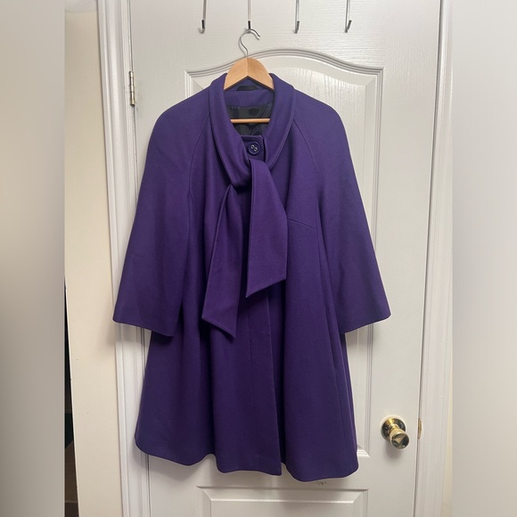 PURPLE COAT. Size US16. - Picture 1 of 4
